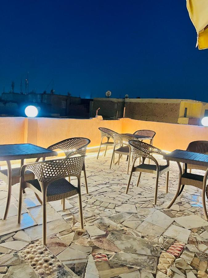 Gabry Pyramids Bed & Breakfast
